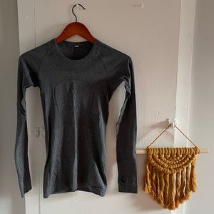 Lululemon Swiftly Tech Long Sleeve Shirt